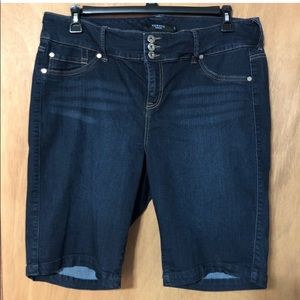 Torrid Jegging Bermuda Shorts